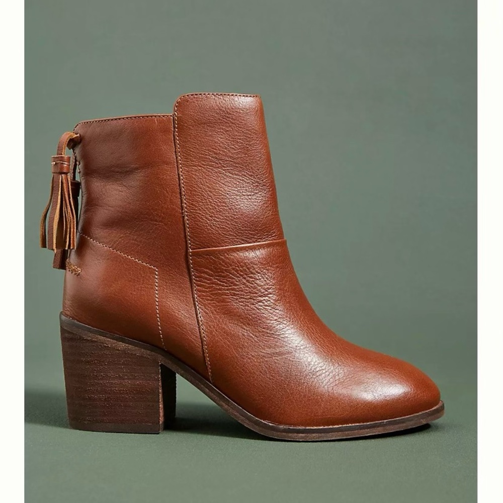 Seychelles Liendo tassel booties